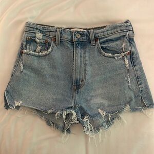 Abercrombie and Fitch The Mom Short High Rise